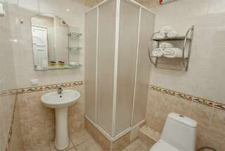 Гостиница Серсиаль Алупка Стандарт 2-местный 25 кв.м.-10